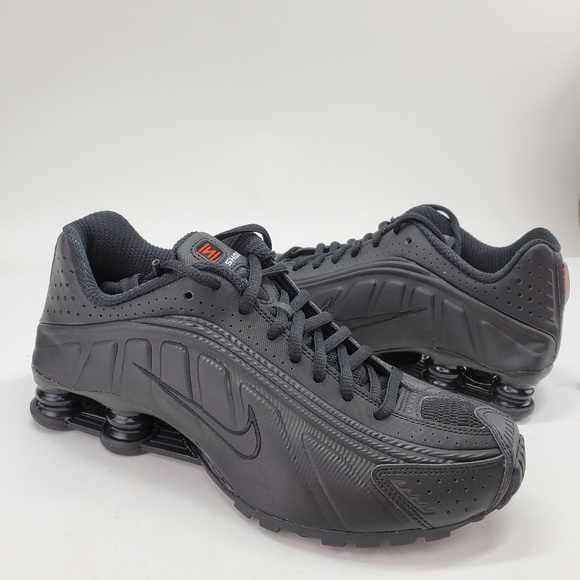 womens nike shox r4 black